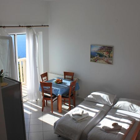 Pile Apartments 4 Omiš Eksteriør bilde